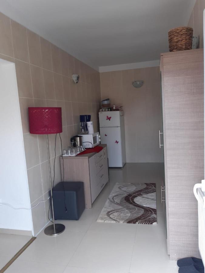 Casa Ade Apartment คาลิมาเนช ภายนอก รูปภาพ