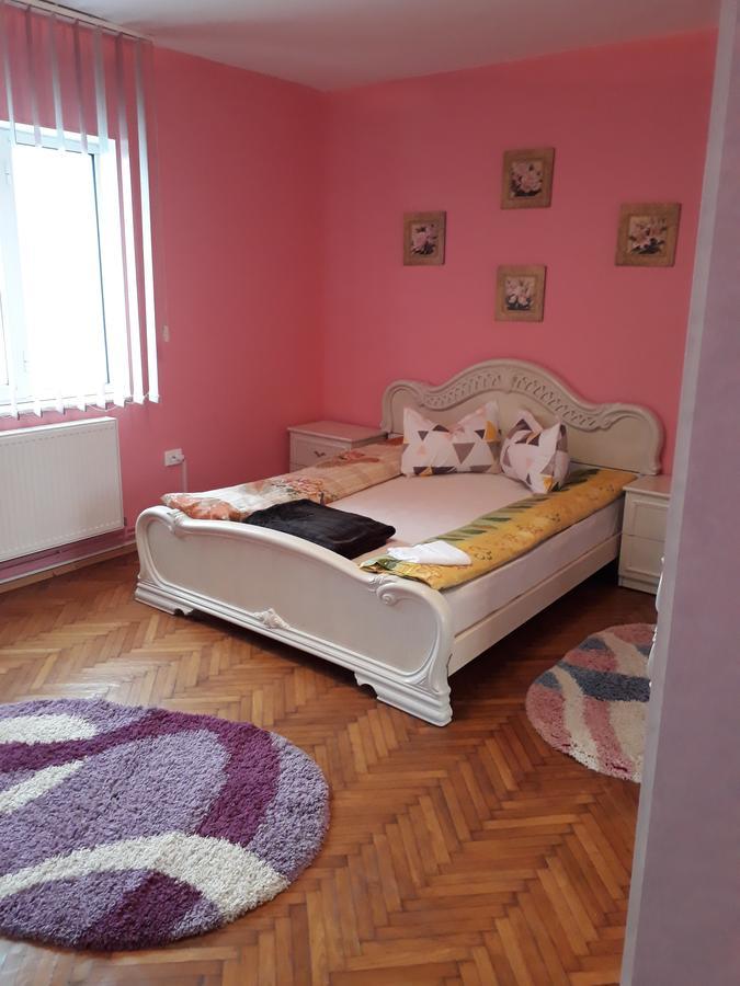 Casa Ade Apartment คาลิมาเนช ภายนอก รูปภาพ