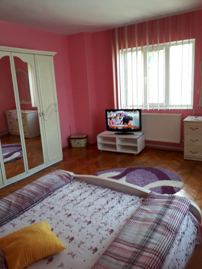 Casa Ade Apartment คาลิมาเนช ภายนอก รูปภาพ
