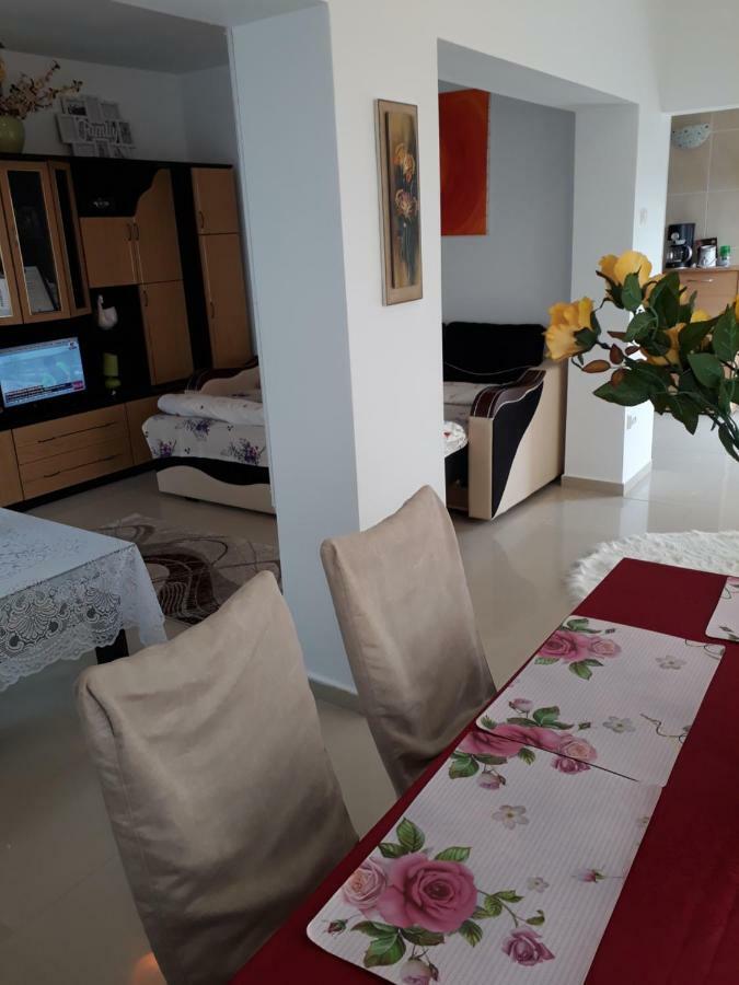 Casa Ade Apartment คาลิมาเนช ภายนอก รูปภาพ